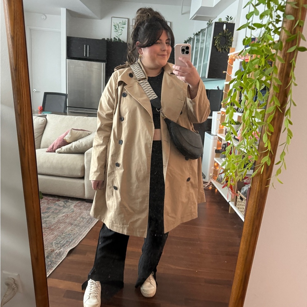 Universal Standard Beige Trench Coat - Picture 9 of 9